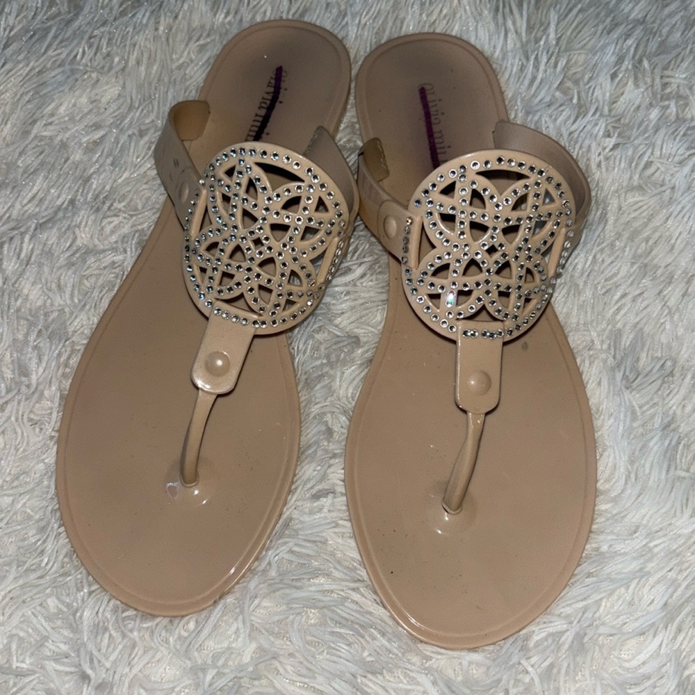 Decorative sandals
